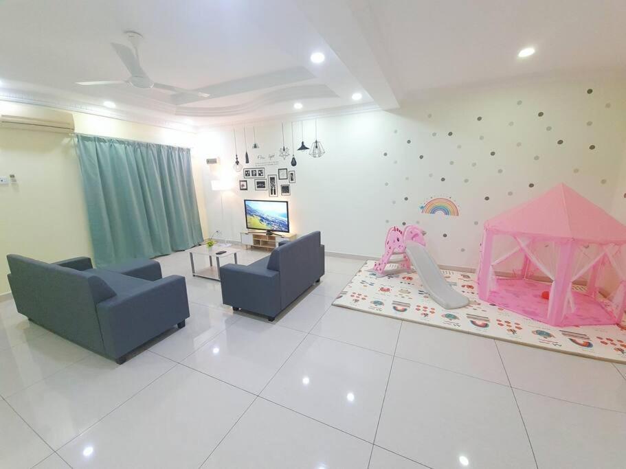 Rumah percutian 6243 Sbn Jaya # U Seremban